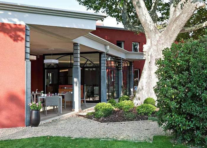 Best Western Plus Le Lavarin Avignon